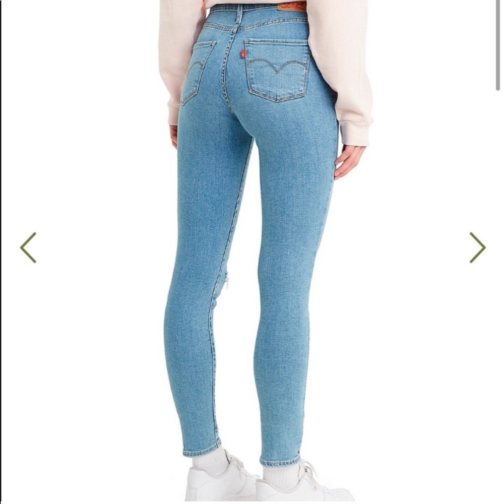 Levi’s Light Wash 721